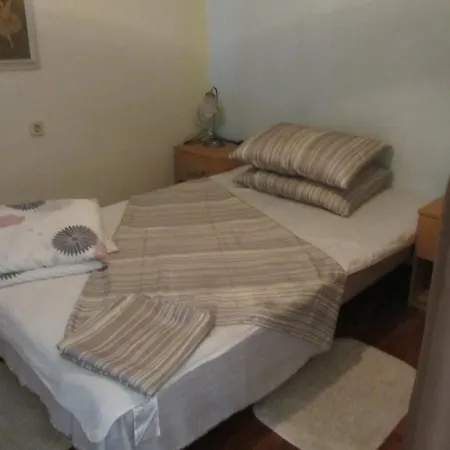 Augusto Ferri Apartment *